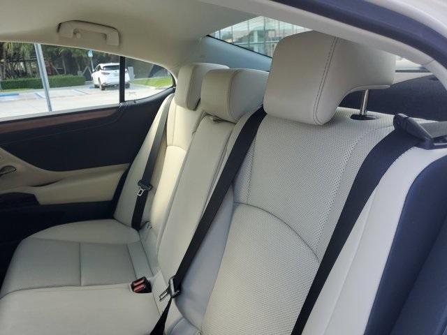 used 2025 Lexus ES 350 car, priced at $42,560