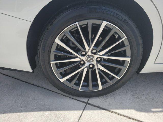 used 2023 Lexus ES 350 car, priced at $39,560