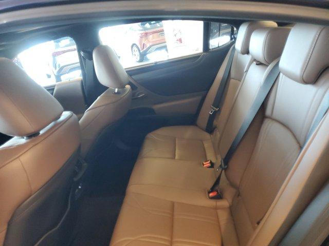 used 2025 Lexus ES 350 car, priced at $53,890