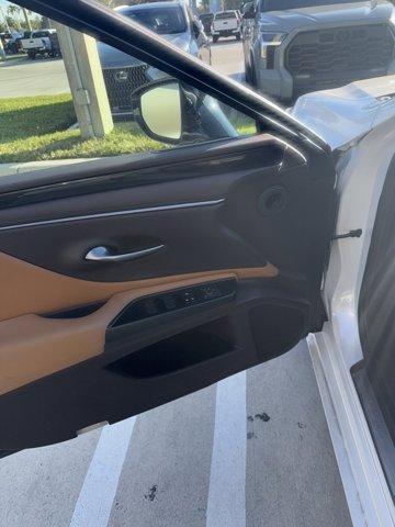 used 2020 Lexus ES 350 car