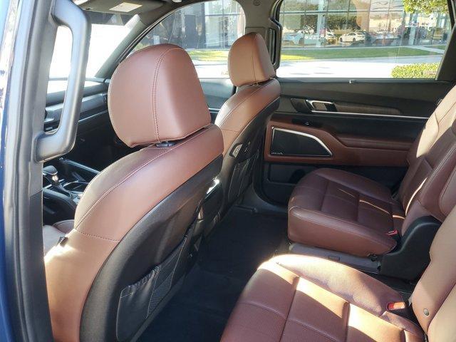 used 2023 Kia Telluride car, priced at $31,690