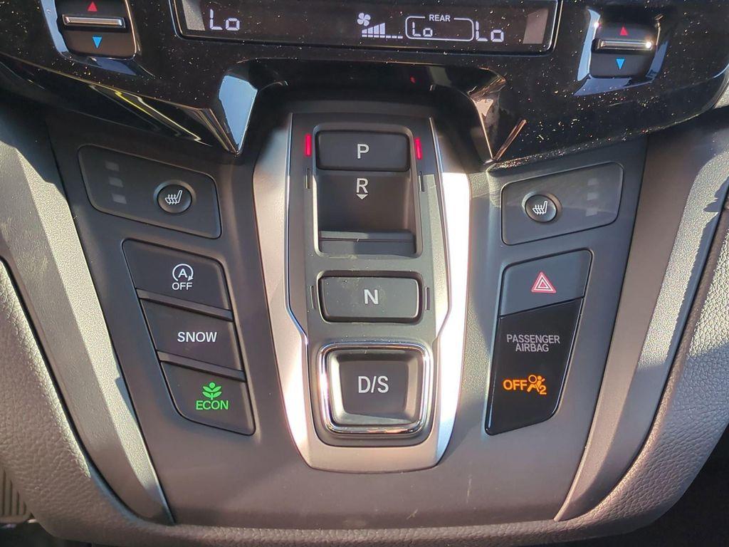 new 2026 Honda Odyssey car, priced at $43,194