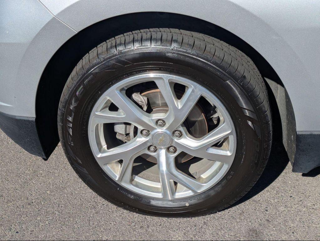 used 2020 Chevrolet Equinox car, priced at $17,699