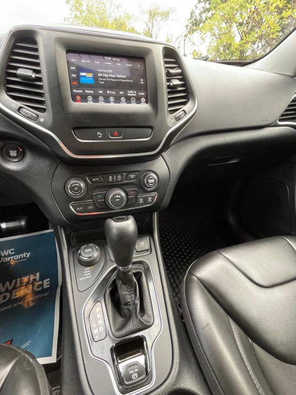 used 2020 Jeep Cherokee car, priced at $13,990