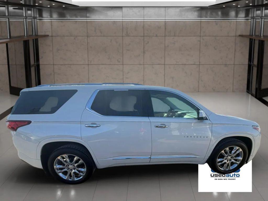 used 2018 Chevrolet Traverse car, priced at $19,990