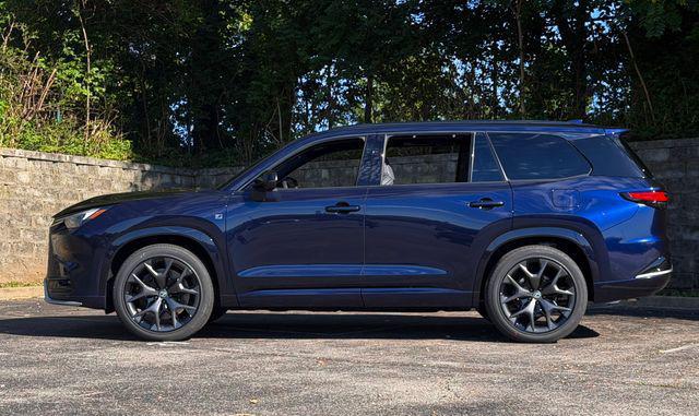 new 2026 Lexus TX 500h car, priced at $75,916