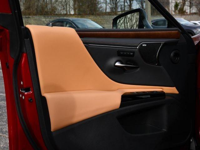 new 2025 Lexus ES 350 car, priced at $53,524