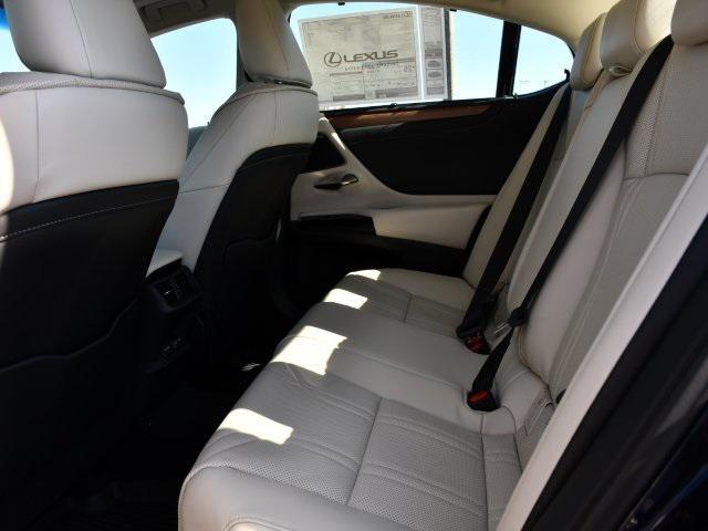 new 2025 Lexus ES 350 car, priced at $53,661