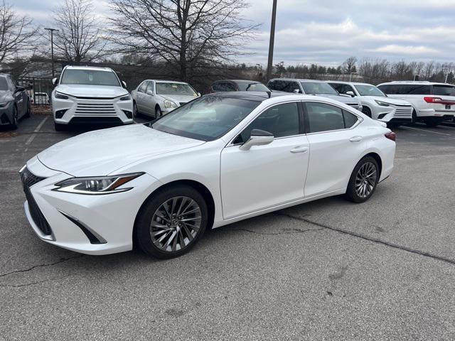 used 2025 Lexus ES 350 car, priced at $44,000