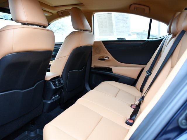 used 2025 Lexus ES 300h car, priced at $45,000