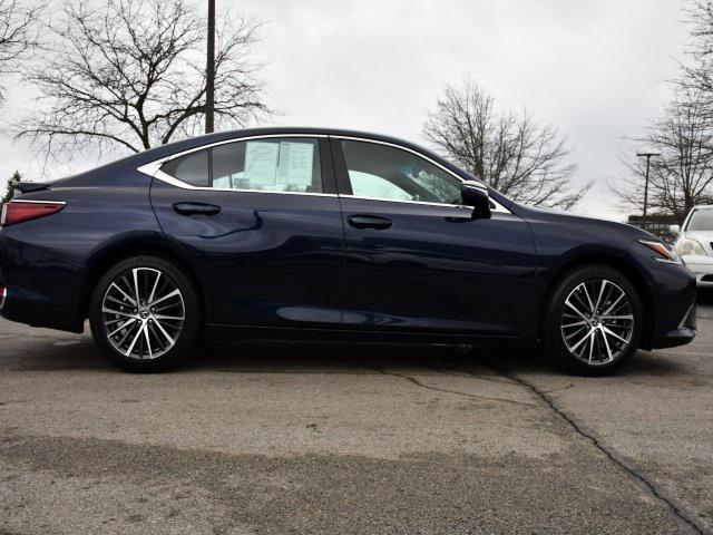 used 2025 Lexus ES 300h car, priced at $45,000