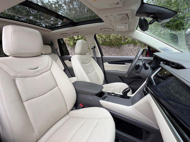 used 2024 Cadillac XT6 car, priced at $34,000