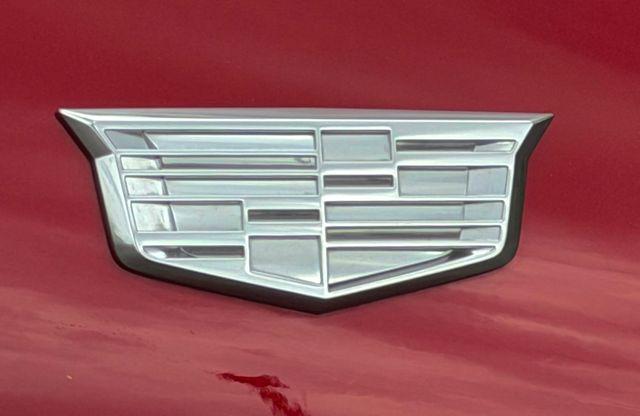 used 2024 Cadillac XT6 car, priced at $34,000