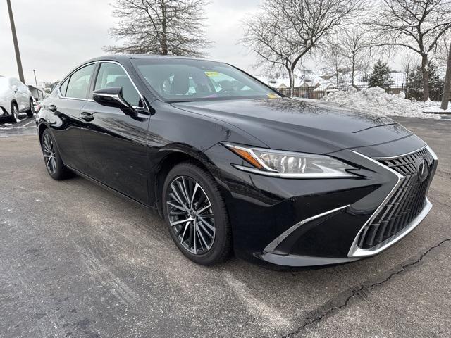 used 2025 Lexus ES 350 car, priced at $43,000