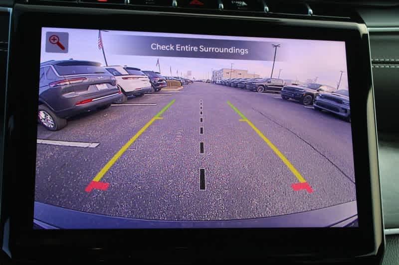 new 2025 Jeep Grand Cherokee car, priced at $42,920