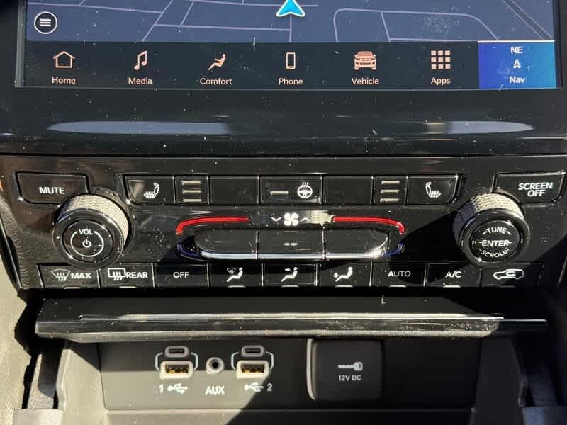 new 2025 Jeep Grand Cherokee car, priced at $49,619