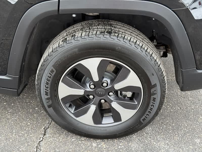 used 2023 Jeep Grand Cherokee 4xe car, priced at $27,988