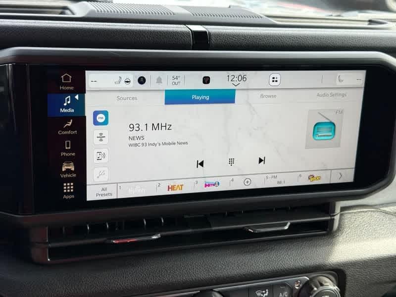 new 2026 Jeep Gladiator car, priced at $48,753