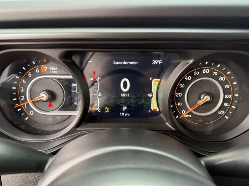 new 2026 Jeep Gladiator car, priced at $48,905