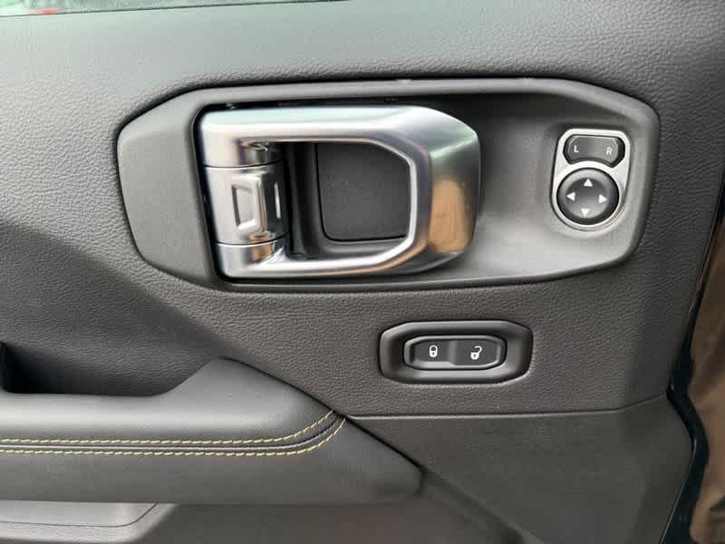 new 2026 Jeep Gladiator car, priced at $48,905