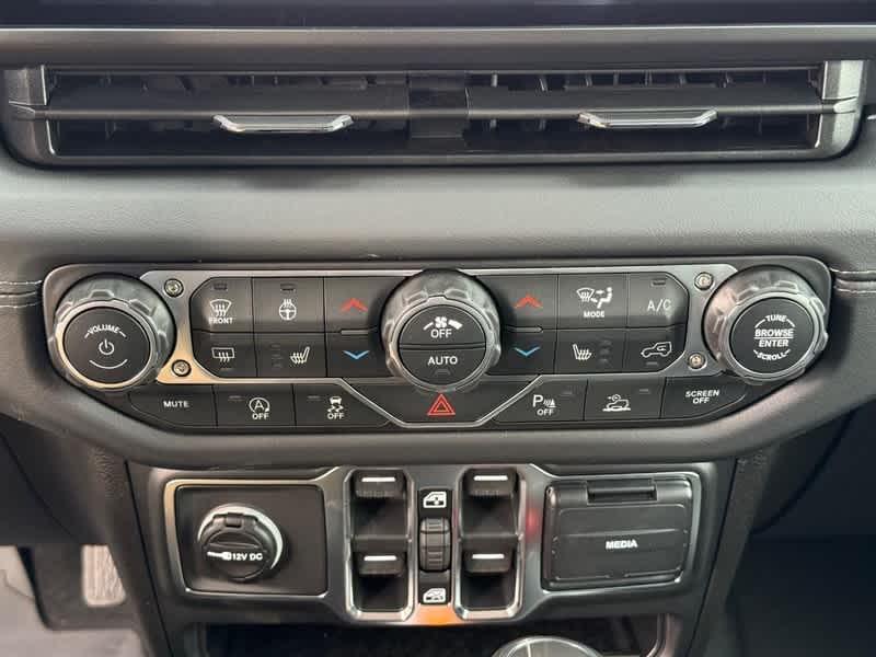 new 2026 Jeep Gladiator car, priced at $48,905