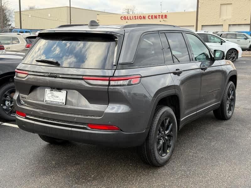 new 2025 Jeep Grand Cherokee car, priced at $42,943