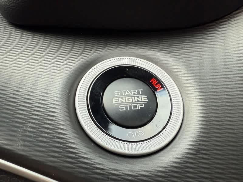 new 2025 Jeep Grand Cherokee car, priced at $42,943