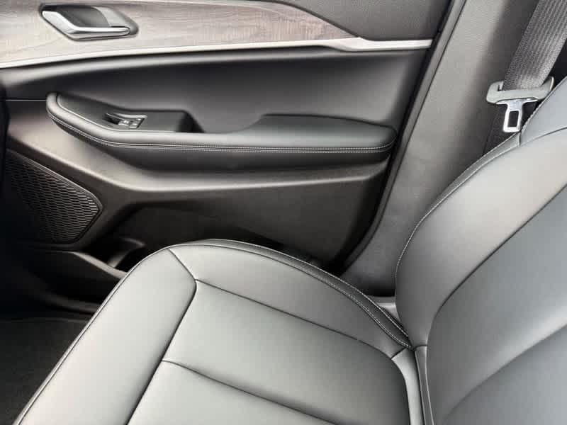 new 2025 Jeep Grand Cherokee car, priced at $45,319