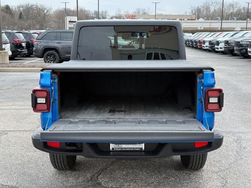 used 2024 Jeep Gladiator car, priced at $36,485