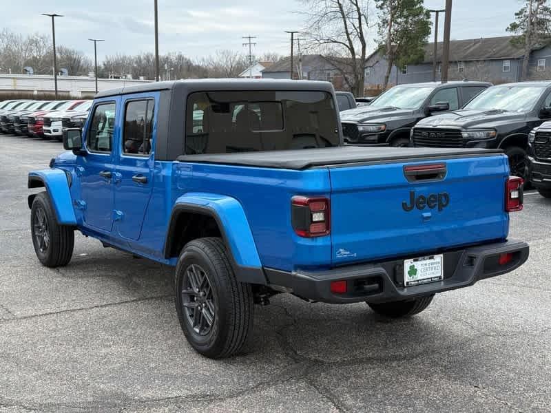 used 2024 Jeep Gladiator car, priced at $36,485