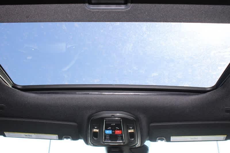 new 2025 Jeep Grand Cherokee car, priced at $40,614