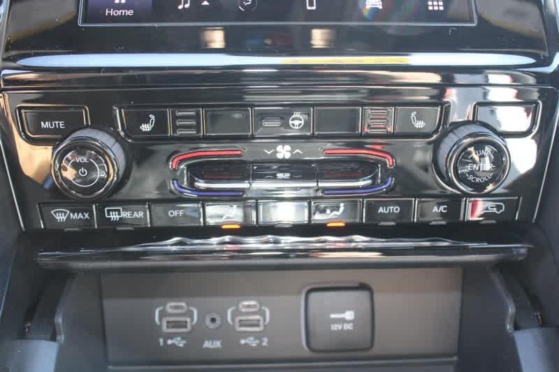 new 2025 Jeep Grand Cherokee car, priced at $40,614