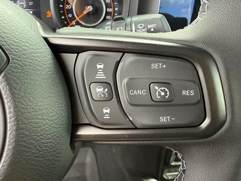 new 2026 Jeep Wrangler car, priced at $41,665