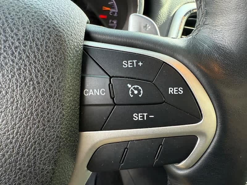 used 2015 Jeep Grand Cherokee car, priced at $11,485