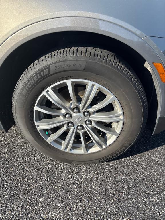 used 2017 Cadillac XT5 car, priced at $15,988