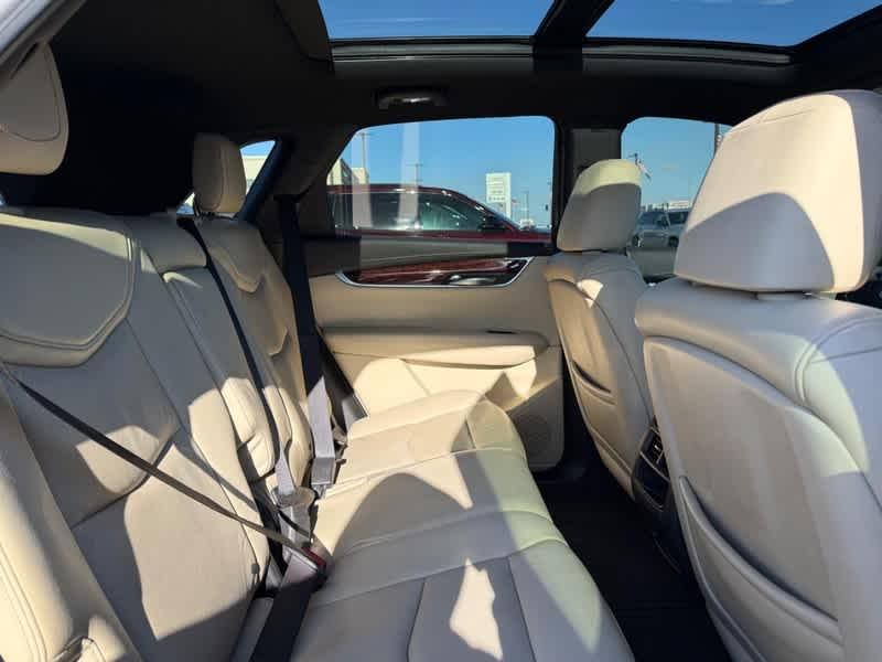 used 2017 Cadillac XT5 car, priced at $15,485