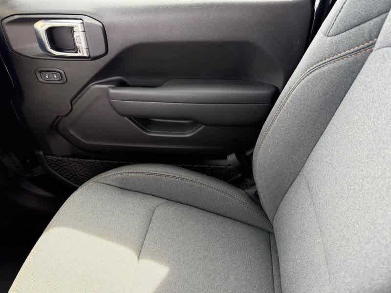 new 2026 Jeep Wrangler car, priced at $52,510