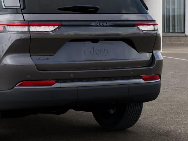 new 2026 Jeep Grand Cherokee car, priced at $41,105