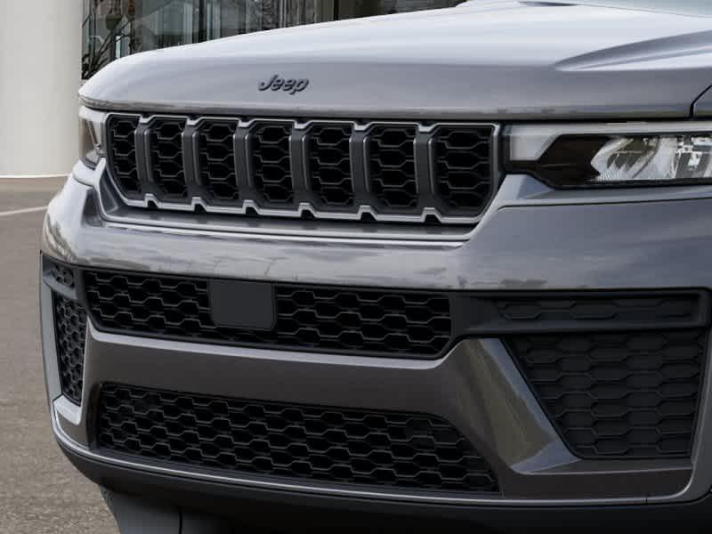 new 2026 Jeep Grand Cherokee car, priced at $41,105