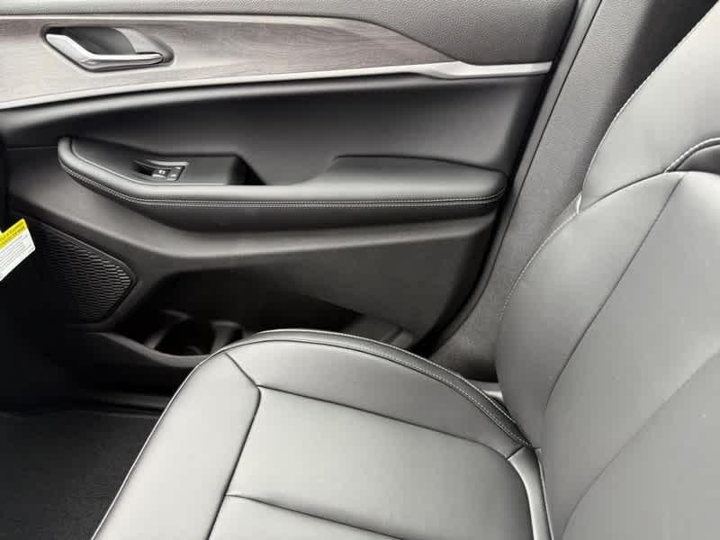 new 2025 Jeep Grand Cherokee L car, priced at $49,134