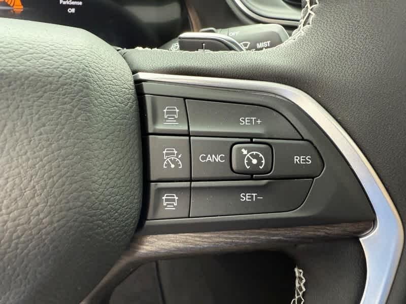 new 2025 Jeep Grand Cherokee L car, priced at $49,134