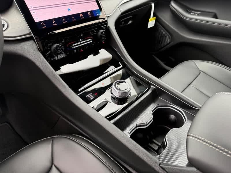 new 2025 Jeep Grand Cherokee L car, priced at $49,134