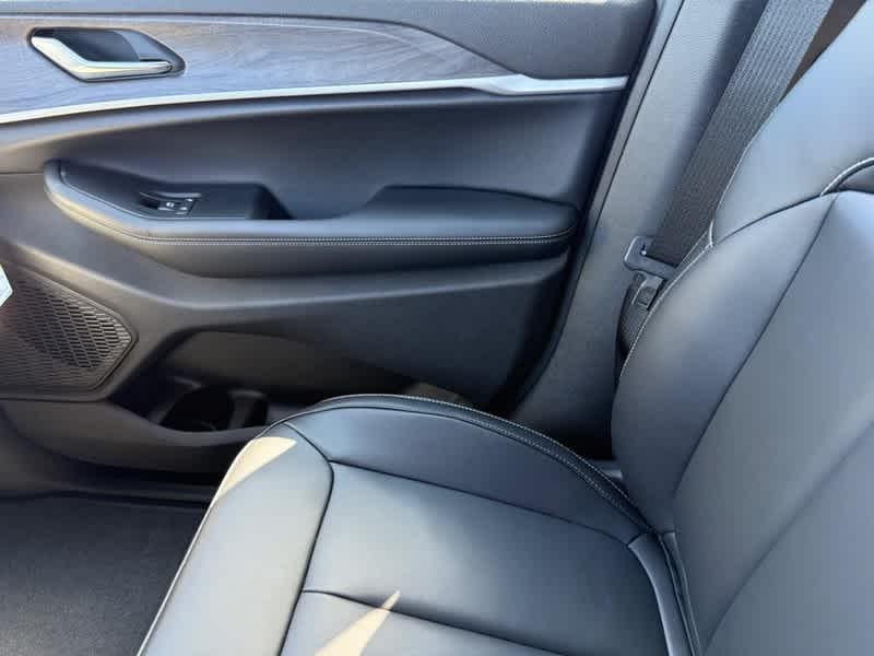 new 2025 Jeep Grand Cherokee L car, priced at $47,735