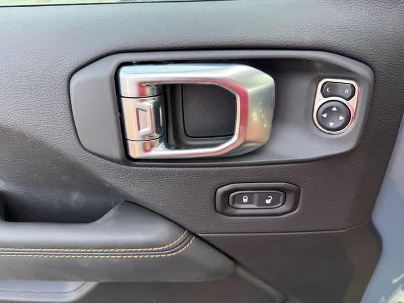 new 2026 Jeep Gladiator car, priced at $50,904