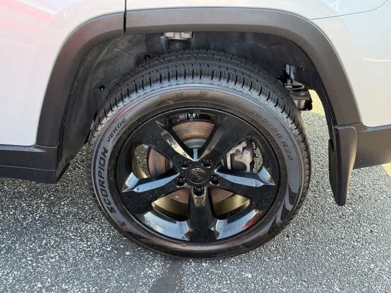 used 2024 Jeep Grand Cherokee L car, priced at $39,988
