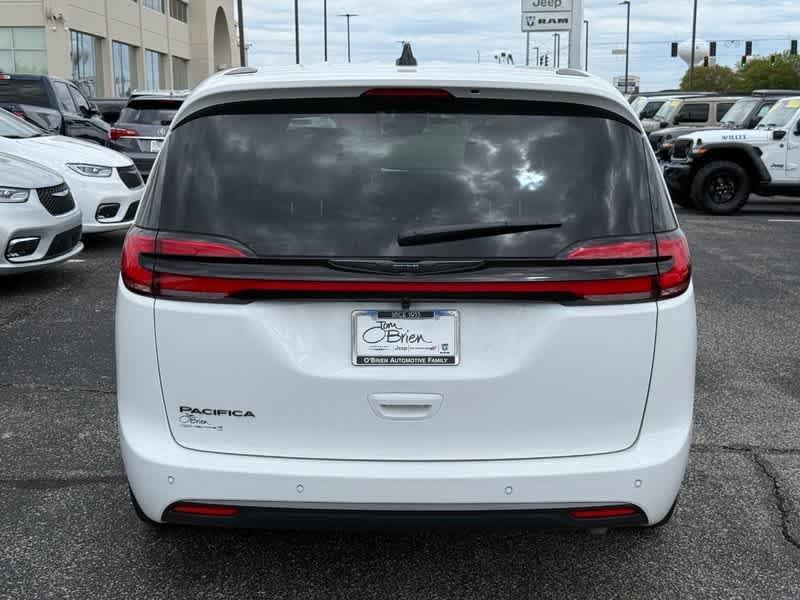 used 2026 Chrysler Pacifica car, priced at $43,988