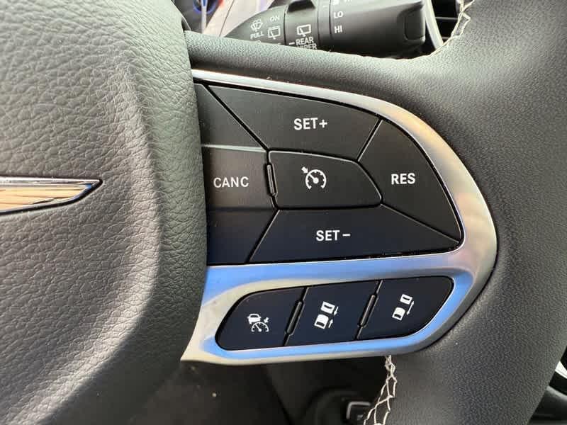 used 2026 Chrysler Pacifica car, priced at $43,988