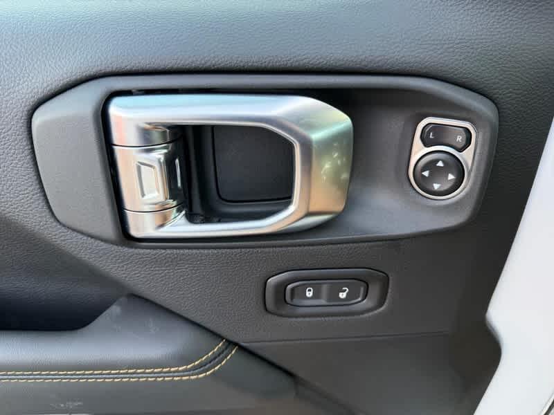 new 2026 Jeep Gladiator car, priced at $50,765