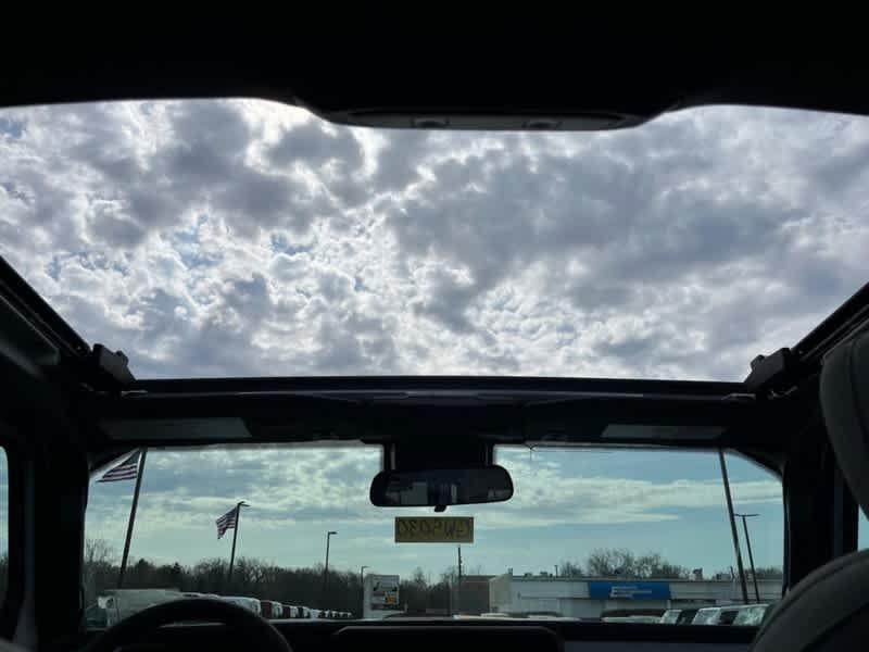 new 2025 Jeep Wrangler car, priced at $46,275