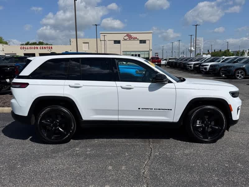 used 2025 Jeep Grand Cherokee car, priced at $38,985